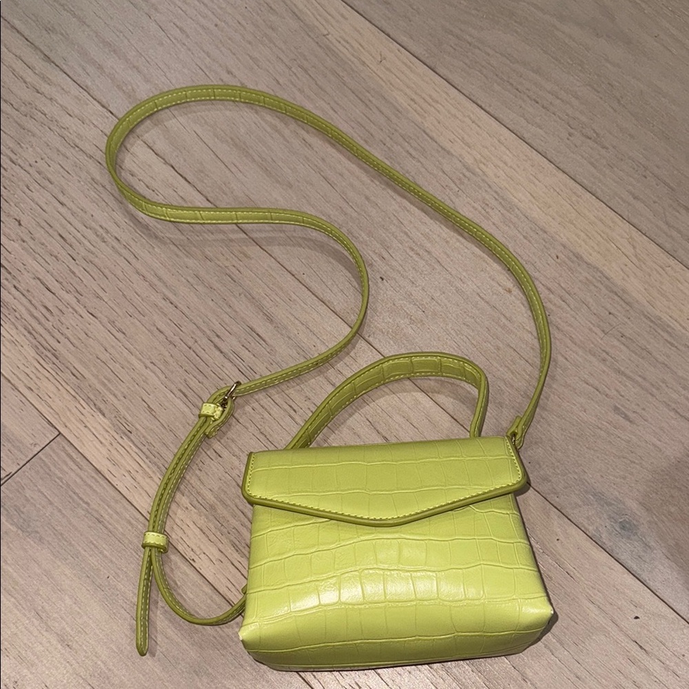 Chic Lime Mini Croc-Embossed Bag